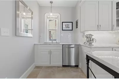 27 Liberty Hill Ave, Salem, MA 01970 - Photo 15