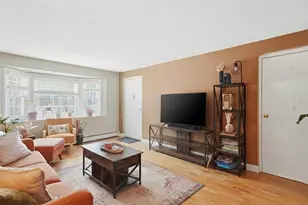 70 Washington Park Dr, Andover, MA 01810 - Photo 3
