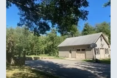 973 Pembroke, New Bedford, MA 02745 - Photo 15