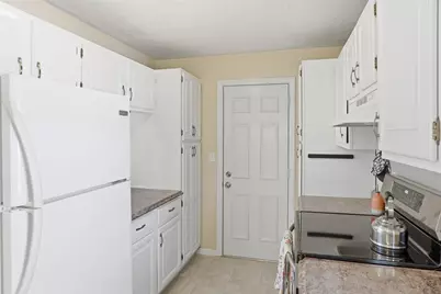 425 Main Street #20D, Hudson, MA 01749 - Photo 17