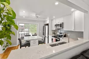 576 Dedham St, Wrentham, MA 02093 - Photo 7