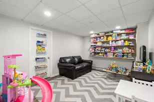 576 Dedham St, Wrentham, MA 02093 - Photo 27