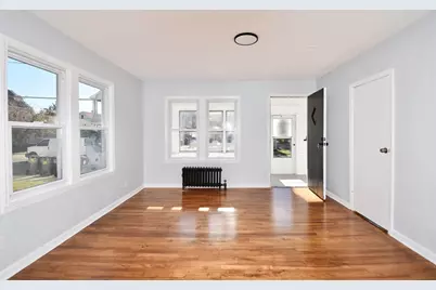 46-48 Wait Street #2, Springfield, MA 01104 - Photo 5