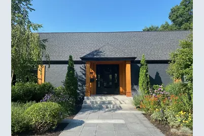 22 Cranmore Rd, Wellesley, MA 02481 - Photo 3