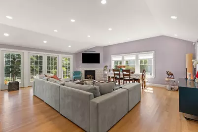 20 Blossom Rd, Braintree, MA 02184 - Photo 11