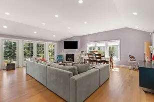 20 Blossom Rd, Braintree, MA 02184 - Photo 11