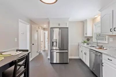 6 Meadowbrook Dr, West Boylston, MA 01583 - Photo 9