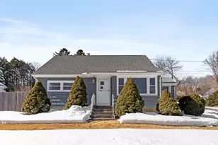6 Meadowbrook Dr, West Boylston, MA 01583 - Photo 1
