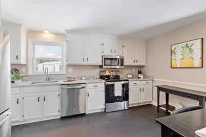 6 Meadowbrook Dr, West Boylston, MA 01583 - Photo 11