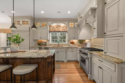 53 Chesterton Road, Wellesley, MA 02481 - Photo 7