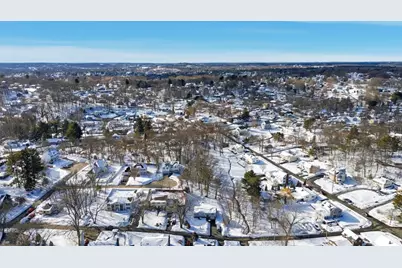 31 Tremont St, Woburn, MA 01801 - Photo 37