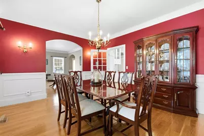 20 Parker Rd, Wellesley, MA 02482 - Photo 7