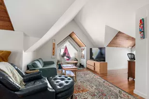 25 Perry St, Somerville, MA 02143 - Photo 17