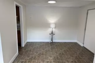 221 Rock, Norwood, MA 02062 - Photo 3