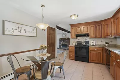 991 Johnson St, North Andover, MA 01845 - Photo 9