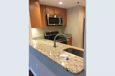 193 Oak St #604, Newton, MA 02464 - Photo 3