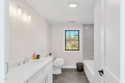 17 Starling Street, Boston, MA 02132 - Photo 19