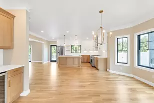 17 Starling St, Boston, MA 02132 - Photo 17