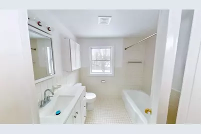 232 School St, Groveland, MA 01834 - Photo 7