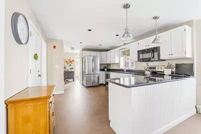 33 First Parish Ln, Hanover, MA 02339 - Photo 5