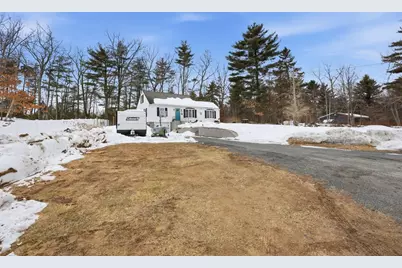 645 Alden St, Ludlow, MA 01056 - Photo 3