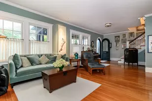 18 Eaton Ct, Wellesley, MA 02481 - Photo 5