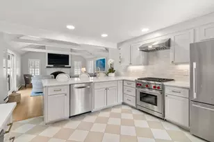 22 Longmeadow Rd, Hingham, MA 02043 - Photo 7