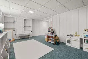 22 Longmeadow Rd, Hingham, MA 02043 - Photo 31