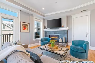 361 W 4th St #5, Boston, MA 02127 - Photo 9