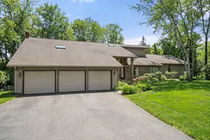 62 Bishop Rd, Sharon, MA 02067 - Photo 1