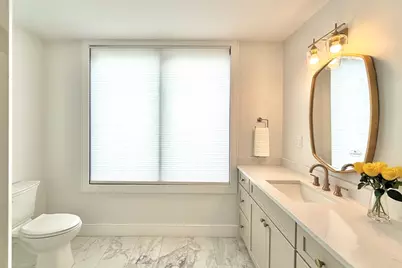 809-811 Heath St #811, Brookline, MA 02467 - Photo 17