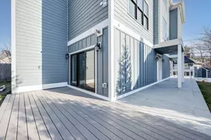811 Heath St, Brookline, MA 02467 - Photo 29