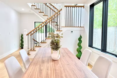 811 Heath Street, Brookline, MA 02467 - Photo 9