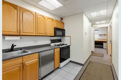 30 Thacher St, Malden, MA 02148 - Photo 21