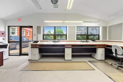 30 Thacher St, Malden, MA 02148 - Photo 9