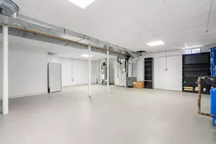 16 Livermore Ln, Weston, MA 02493 - Photo 31