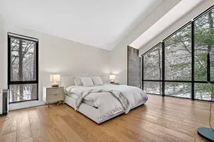 719 Wellesley St, Weston, MA 02493 - Photo 33