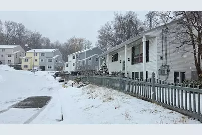 37 Gates Rd, Worcester, MA 01603 - Photo 3