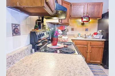 37 Gates Rd, Worcester, MA 01603 - Photo 11