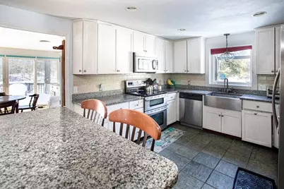 27 Howard Dr, Plymouth, MA 02360 - Photo 5