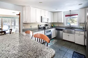 27 Howard Dr, Plymouth, MA 02360 - Photo 5