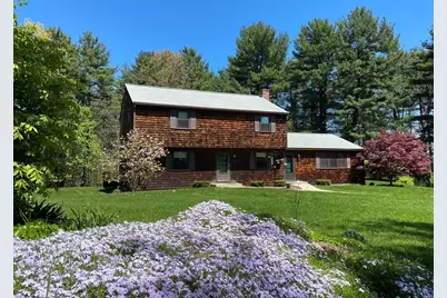 352 Wood St, Hopkinton, MA 01748 - Photo 3