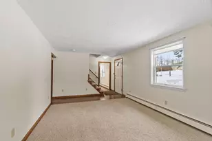 352 Wood St, Hopkinton, MA 01748 - Photo 15