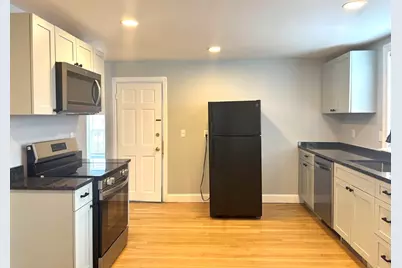 132 Division St #3, North Attleboro, MA 02760 - Photo 3