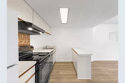 165 Cottage St #413, Chelsea, MA 02150 - Photo 9