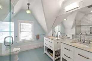 327 Franklin St, Newton, MA 02458 - Photo 23