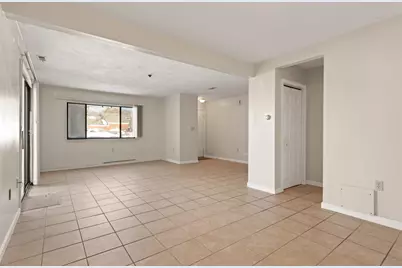 34 Rosewood Dr #34, Stoughton, MA 02072 - Photo 9