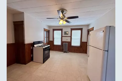 96 Courtland St #3, Worcester, MA 01602 - Photo 5