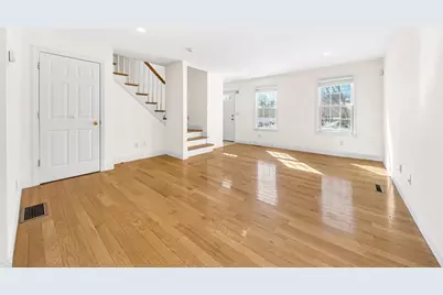 132 Howe St #B, Natick, MA 01760 - Photo 5