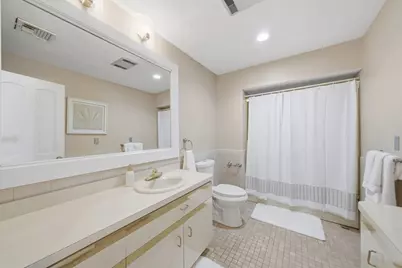 42 Leverett Ave, Revere, MA 02151 - Photo 17